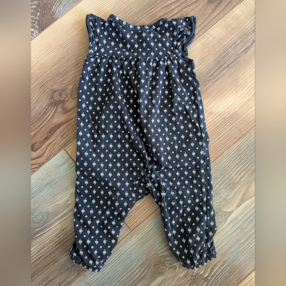 Carter's Baby Girl Black White Cotton Sleeveless Pocketed Pants Romper 3 Months - Picture 2 of 5